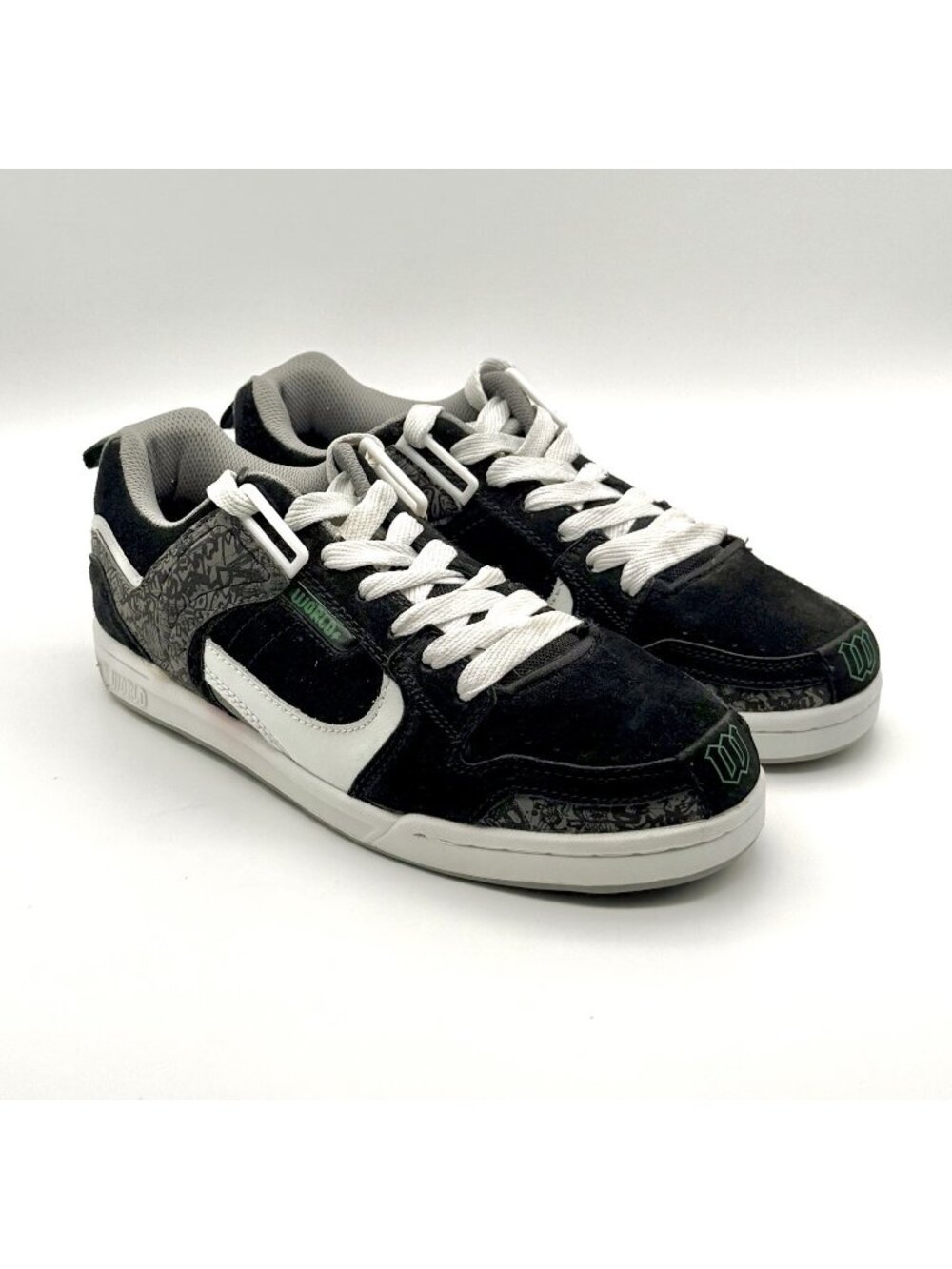 World Industries Militia Mens Sz 10.5 Skateboarding Shoes Black Suede/Green Trim